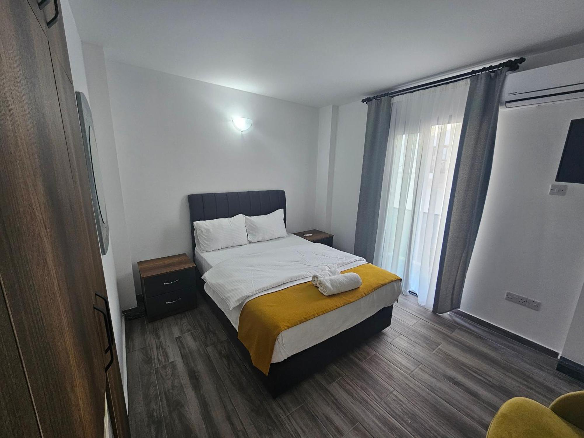 Cyprus Harbour Suites Kyrenia  Ngoại thất bức ảnh